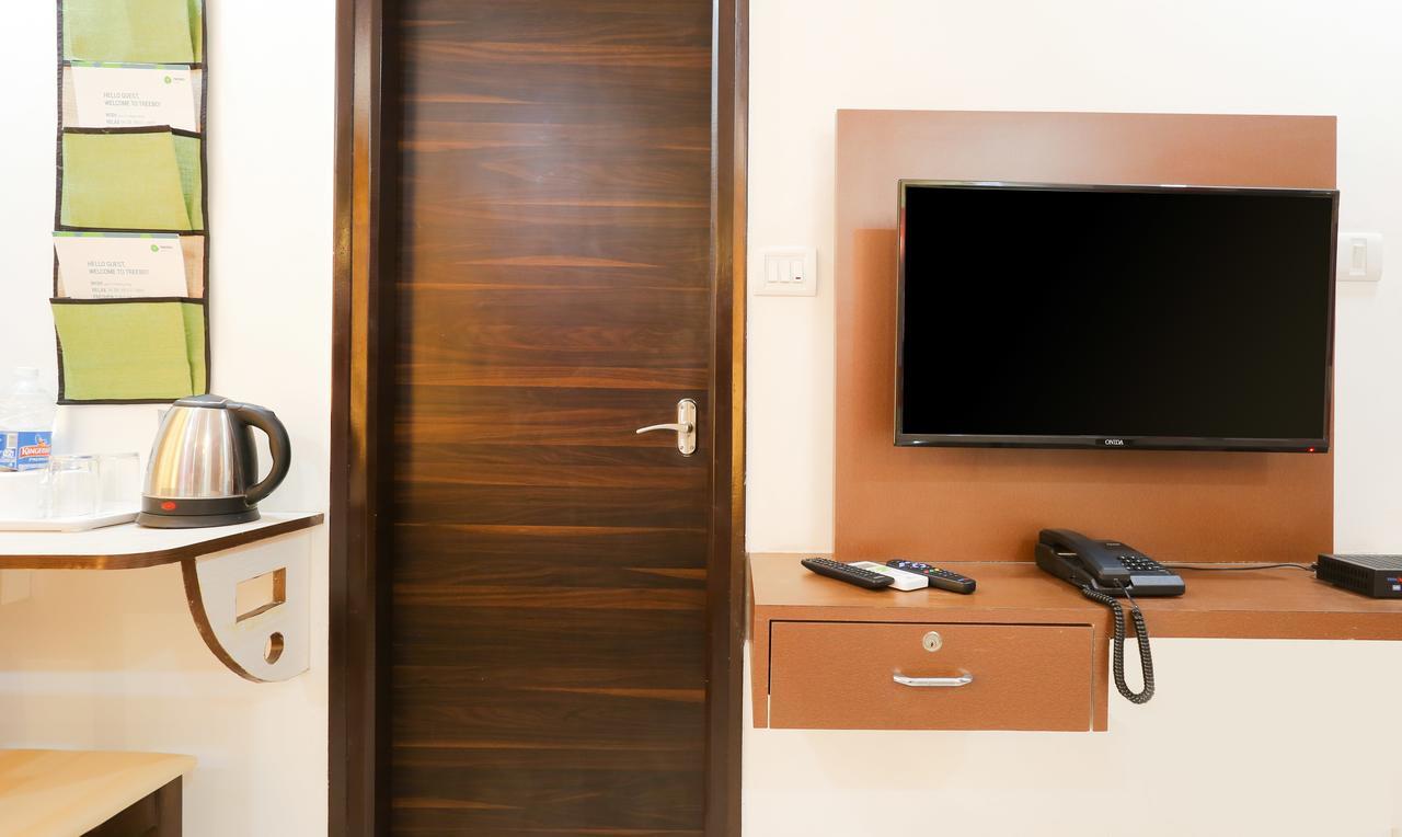 Itsy Hotels Worldtree Bellandur Bangalore Exterior photo