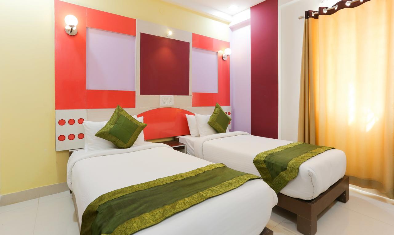 Itsy Hotels Worldtree Bellandur Bangalore Exterior photo
