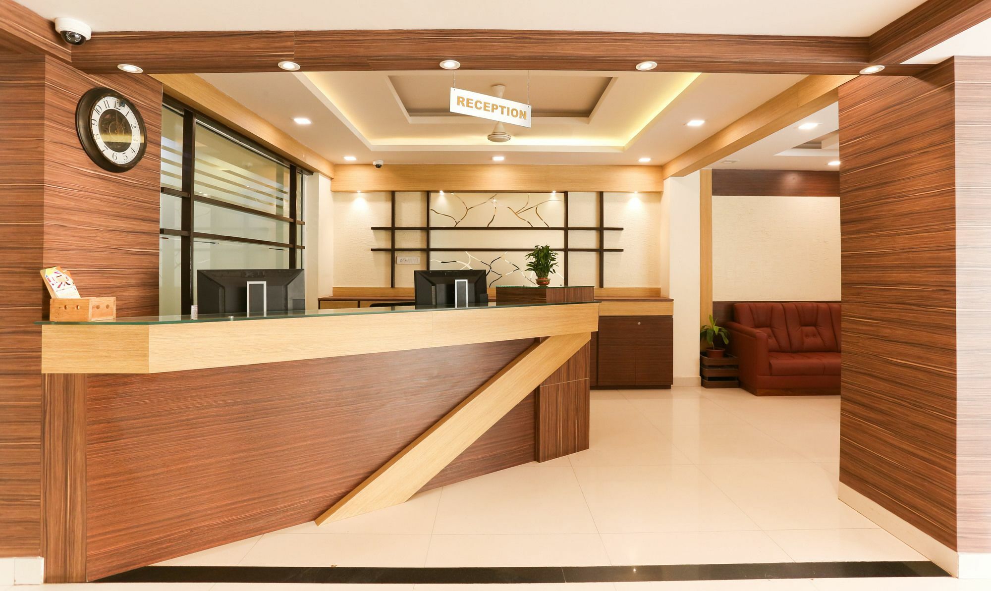 Itsy Hotels Worldtree Bellandur Bangalore Exterior photo